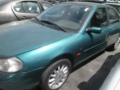 Sloopvoertuig ford mondeo berlina (gd) ambiente van het jaar 1999 aangedreven seb