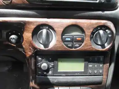 Sloopvoertuig ford mondeo berlina (gd) ambiente van het jaar 1999 aangedreven seb