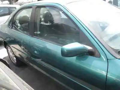Sloopvoertuig ford mondeo berlina (gd) ambiente van het jaar 1999 aangedreven seb