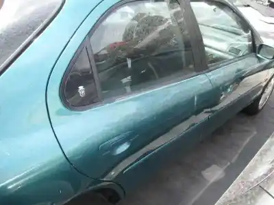 Sloopvoertuig ford mondeo berlina (gd) ambiente van het jaar 1999 aangedreven seb