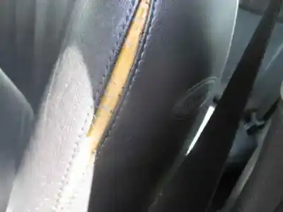 Sloopvoertuig ford mondeo berlina (gd) ambiente van het jaar 1999 aangedreven seb