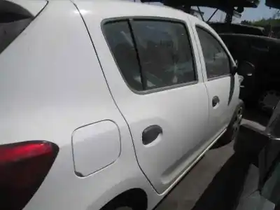 Veicolo di demolizione dacia sandero ambiance dell'anno 2014 alimentato k9k c6
