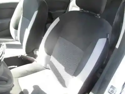 Veicolo di demolizione dacia sandero ambiance dell'anno 2014 alimentato k9k c6