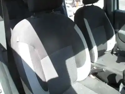 Veicolo di demolizione dacia sandero ambiance dell'anno 2014 alimentato k9k c6