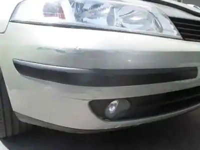 Scrapping Vehicle renault laguna ii (bg0/1_) 1.6 16v (bg0a bg0l) of the year 2004 powered k4m d7