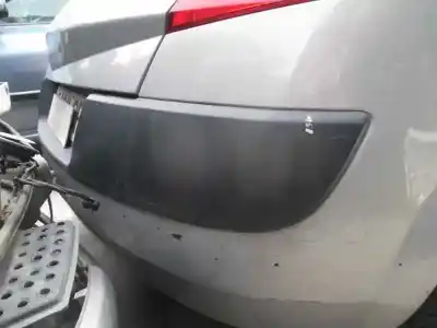 Véhicule à la ferraille renault megane ii classic berlina confort authentique de l'année 2003 alimenté k4j d7