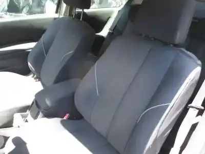 Veículo de Sucata renault megane ii berlina 3p confort authentique do ano 2004 alimentado k4m t7