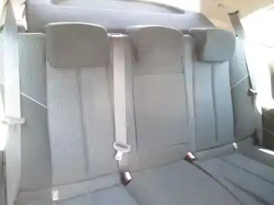 Veículo de Sucata renault megane ii berlina 3p confort authentique do ano 2004 alimentado k4m t7