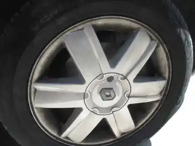 Veículo de Sucata renault megane ii berlina 3p confort authentique do ano 2004 alimentado k4m t7