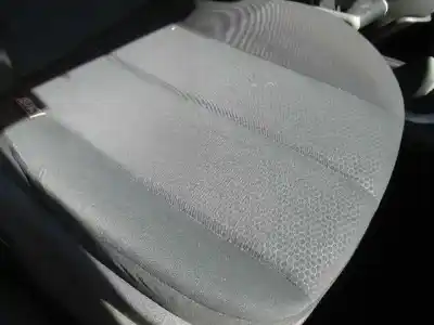 Veículo de Sucata renault megane ii berlina 3p confort authentique do ano 2004 alimentado k4m t7