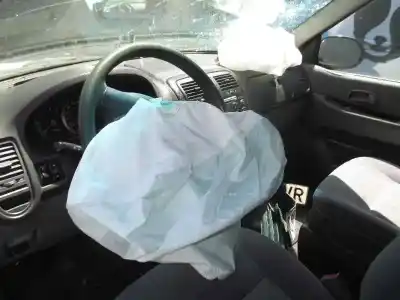 Vehicul casat kia carnival ii 2.9 cdri ex al anului 2002 alimentat j3