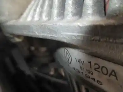 Sloopvoertuig volvo v40 familiar 1.9 diesel van het jaar 2000 aangedreven d4192t2