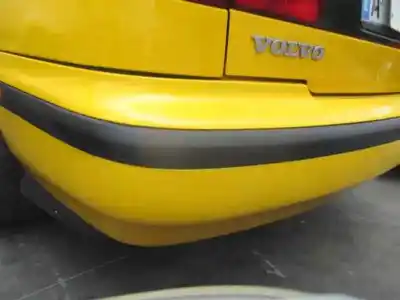 Sloopvoertuig volvo v40 familiar 1.9 diesel van het jaar 2000 aangedreven d4192t2