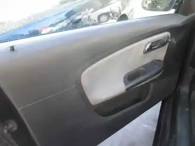 Veículo de Sucata seat ibiza iii (6l1) 1.2 do ano 2003 alimentado azq