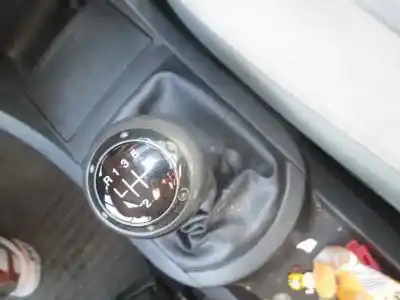 Veículo de Sucata seat ibiza iii (6l1) 1.2 do ano 2003 alimentado azq