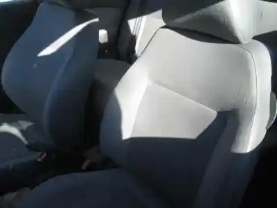 Veículo de Sucata seat ibiza iii (6l1) 1.2 do ano 2003 alimentado azq