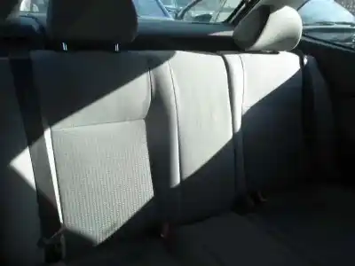 Veículo de Sucata seat ibiza iii (6l1) 1.2 do ano 2003 alimentado azq