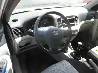 Veicolo di demolizione hyundai accent (mc) gls full dell'anno 2007 alimentato g4ed