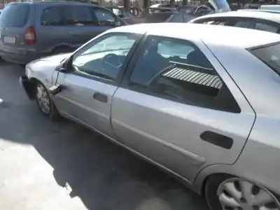 Veículo de Sucata citroen xantia berlina 2.0 hdi sx do ano 2000 alimentado rhy