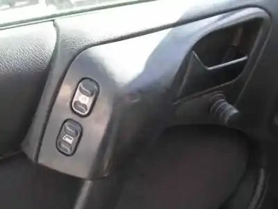 Veículo de Sucata citroen xantia berlina 2.0 hdi sx do ano 2000 alimentado rhy