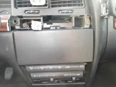 Veículo de Sucata citroen xantia berlina 2.0 hdi sx do ano 2000 alimentado rhy