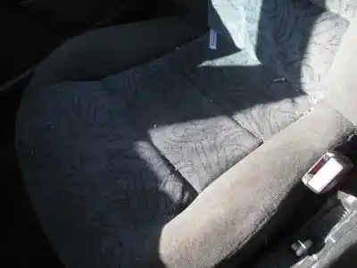 Veículo de Sucata citroen xantia berlina 2.0 hdi sx do ano 2000 alimentado rhy