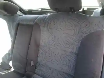 Veículo de Sucata citroen xantia berlina 2.0 hdi sx do ano 2000 alimentado rhy