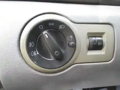 Véhicule à la ferraille skoda octavia berlina (1u2) 1.9 tdi slx de l'année 2000 alimenté agr