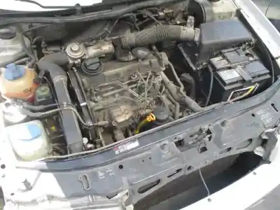 Véhicule à la ferraille skoda octavia berlina (1u2) 1.9 tdi slx de l'année 2000 alimenté agr