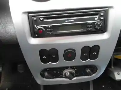 Vehicul casat dacia sandero ambiance al anului 2010 alimentat k9k k 7