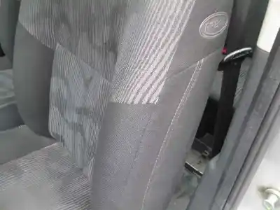 Vehicul casat dacia sandero ambiance al anului 2010 alimentat k9k k 7