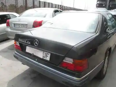 Здавання транспортного засобу mercedes-benz clase e (w124) coupe 300 ce-24 cabrio (124.061) року 1992 потужний 104