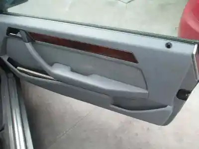 Здавання транспортного засобу mercedes-benz clase e (w124) coupe 300 ce-24 cabrio (124.061) року 1992 потужний 104