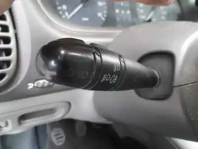 Здавання транспортного засобу renault scenic (ja..) 1.9 dti diesel 80 cv / 59 kw року 2002 потужний f9q q7