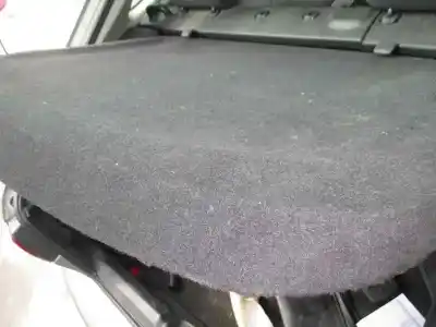 Véhicule à la ferraille saab 9-3 berlina 2.2 s tid de l'année 2001 alimenté d223l