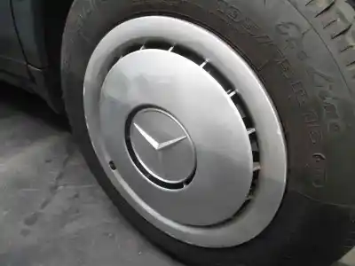 Veículo de Sucata mercedes                                           clase e (w124) berlina                                                                                                                                                                                                                                     300 d / e 300 d (124.130)                                                                                                                                                                                                                                  do ano 1988 alimentado om603.912
