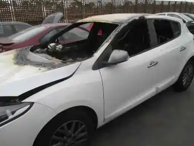 Здавання транспортного засобу renault megane iii berlina 5 p limited року 2014 потужний k9k a6