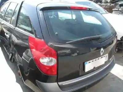 Scrapping Vehicle renault laguna ii grandtour (kg0) dynamique luxe of the year 2006 powered f9q 17