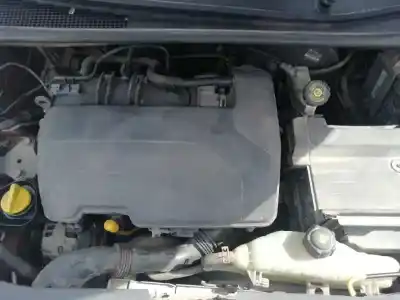 Veículo de Sucata renault clio grandtour 20 aniversario do ano 2011 alimentado d4f d7