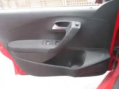 Sloopvoertuig volkswagen polo (6r1) advance van het jaar 2009 aangedreven cgp