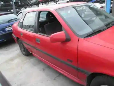 Veículo de Sucata opel vectra a gt do ano 1993 alimentado c20ne