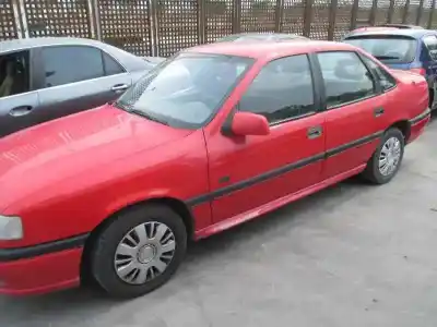 Veículo de Sucata opel vectra a gt do ano 1993 alimentado c20ne