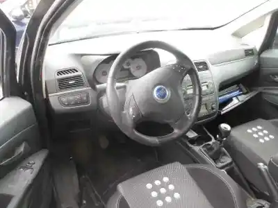 Véhicule à la ferraille fiat grande punto (199_) 1.9 d multijet de l'année 2008 alimenté 199a5000