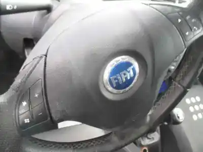 Véhicule à la ferraille fiat grande punto (199_) 1.9 d multijet de l'année 2008 alimenté 199a5000