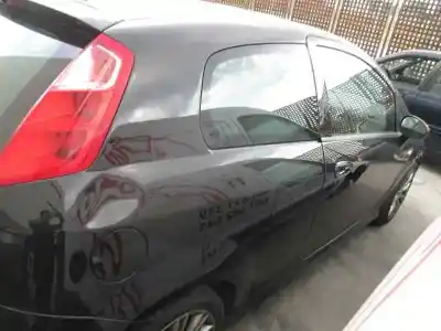 Véhicule à la ferraille fiat grande punto (199_) 1.9 d multijet de l'année 2008 alimenté 199a5000