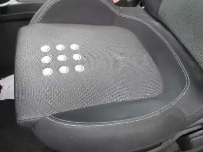 Véhicule à la ferraille fiat grande punto (199_) 1.9 d multijet de l'année 2008 alimenté 199a5000