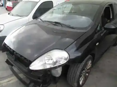 Véhicule à la ferraille fiat grande punto (199_) 1.9 d multijet de l'année 2008 alimenté 199a5000