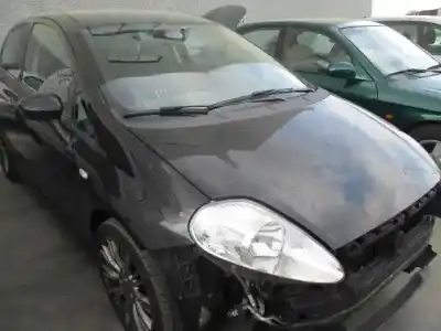 Véhicule à la ferraille fiat grande punto (199_) 1.9 d multijet de l'année 2008 alimenté 199a5000