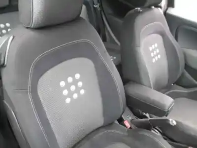 Véhicule à la ferraille fiat grande punto (199_) 1.9 d multijet de l'année 2008 alimenté 199a5000