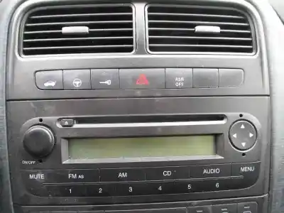 Véhicule à la ferraille fiat grande punto (199_) 1.9 d multijet de l'année 2008 alimenté 199a5000